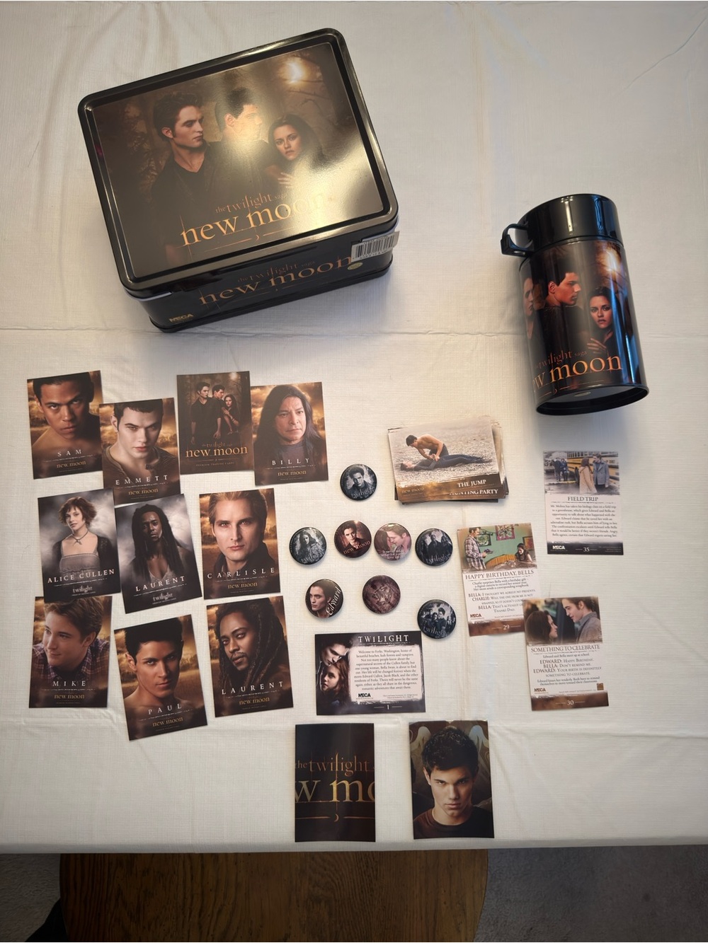 Twilight New Moon Collectible Tin and Mug Set - Black/Brown
